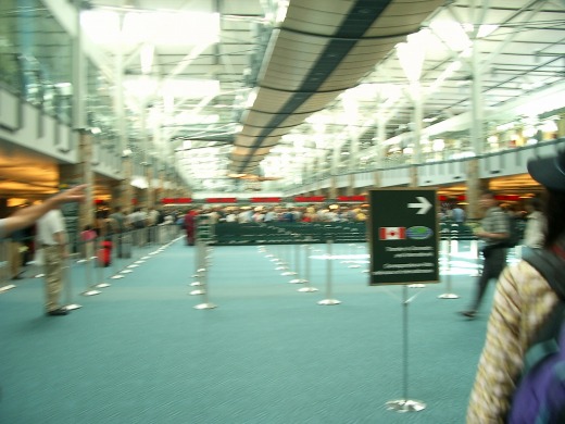 "バンクーバー空港</p