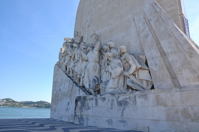 大航海時代の聖地「発見のモニュメント」！ツアー仲間と絆の集合写真｜スペイン・ポルトガル母息子旅 Day6 🚢🇵🇹📸