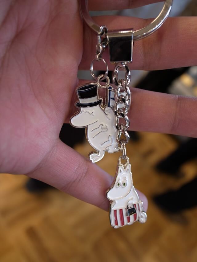 ヘルシンキ空港でムーミンに驚愕！時差修正と北欧の物価を指差し確認｜スペイン・ポルトガル母息子旅Day1 🇫🇮🛍️