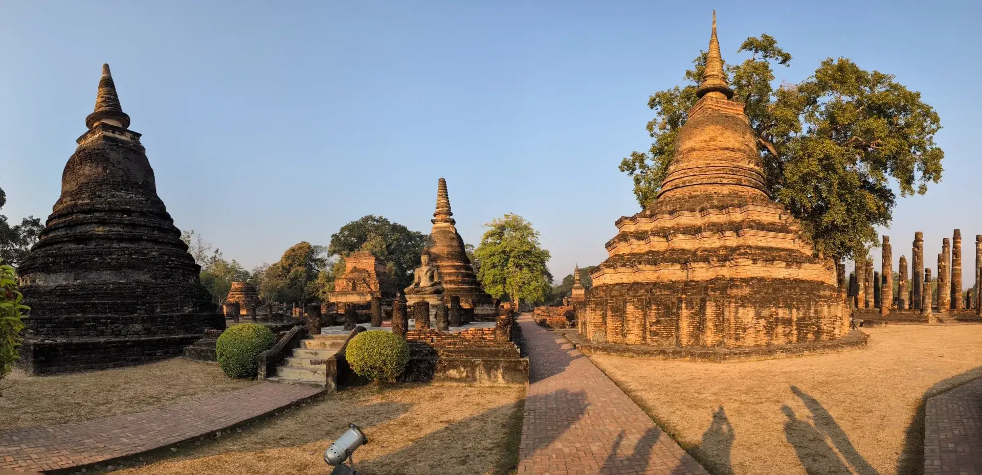 スコータイ歴史公園カート利用の最新ルール(2025年2月〜)と朝食ビュッフェを満喫！🇹🇭