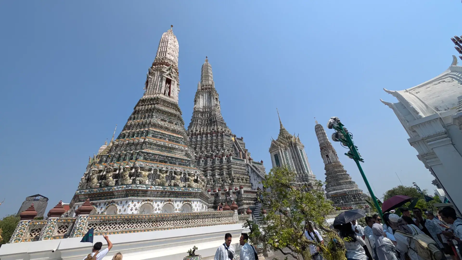 ワット・アルンの絶景とワット・ポー伝統のタイマッサージ！トゥクトゥクで行くバンコク映え＆癒やし旅📸💆